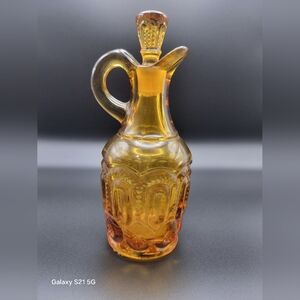 L.E. Smith Moon And Stars Cruet